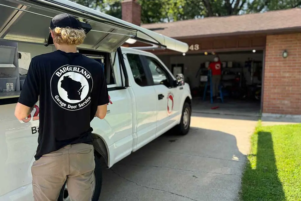 3 Signs You Need Garage Door Repairs